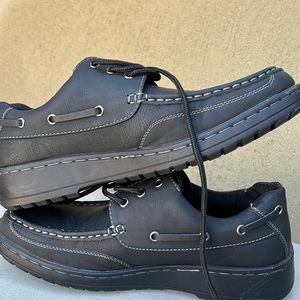 Men shoes black size 7.5